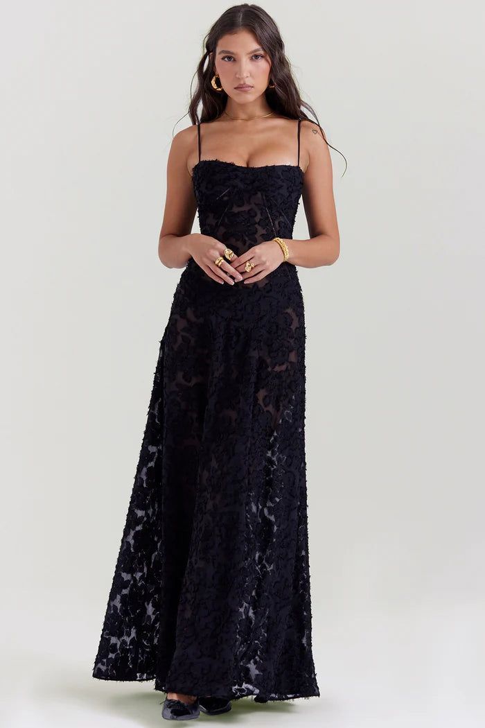 Selvina Dantel Dokulu Maxi Elbise