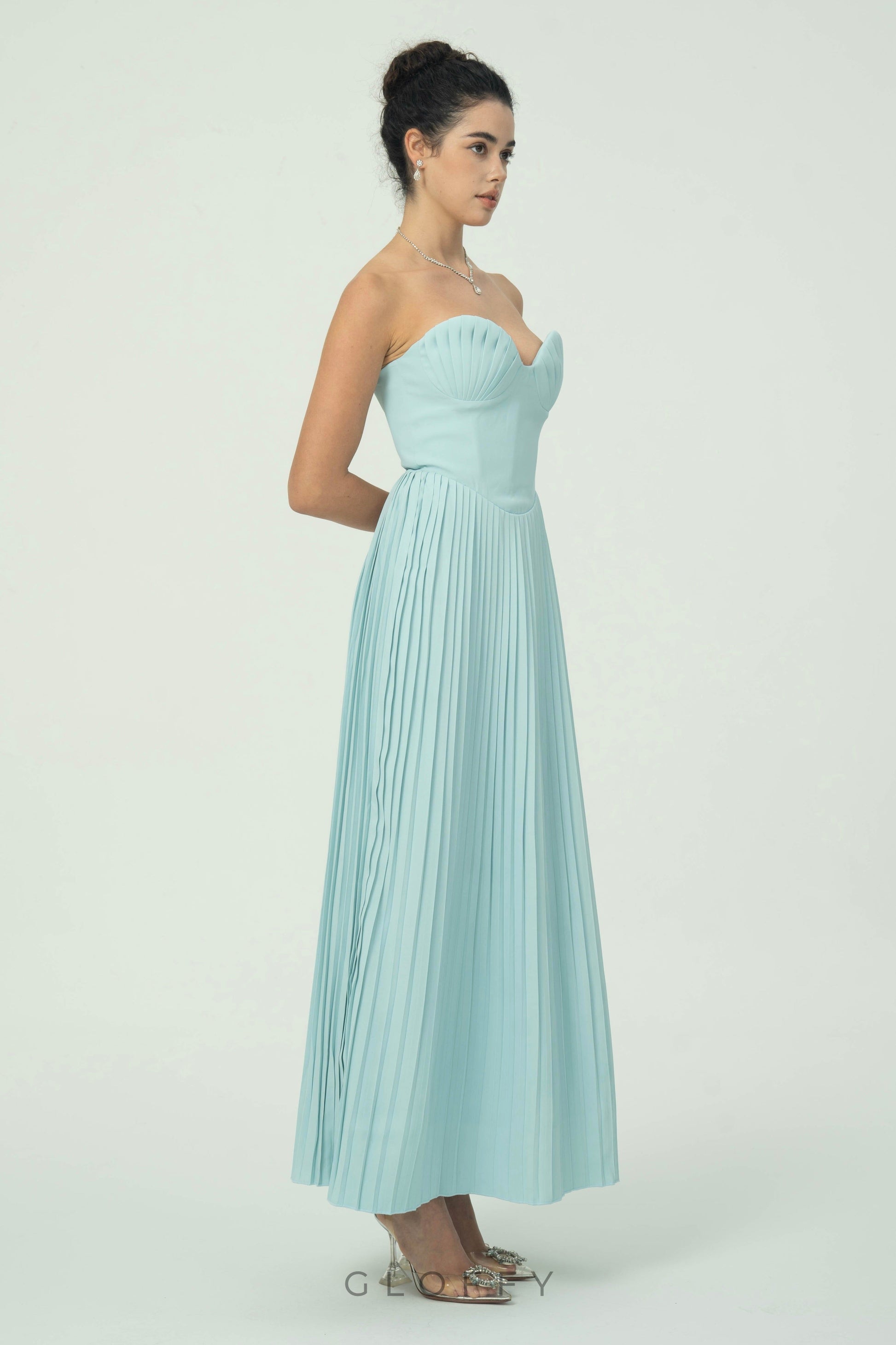 Élodie Straplez Piliseli Korse Formlu Maxi Elbise