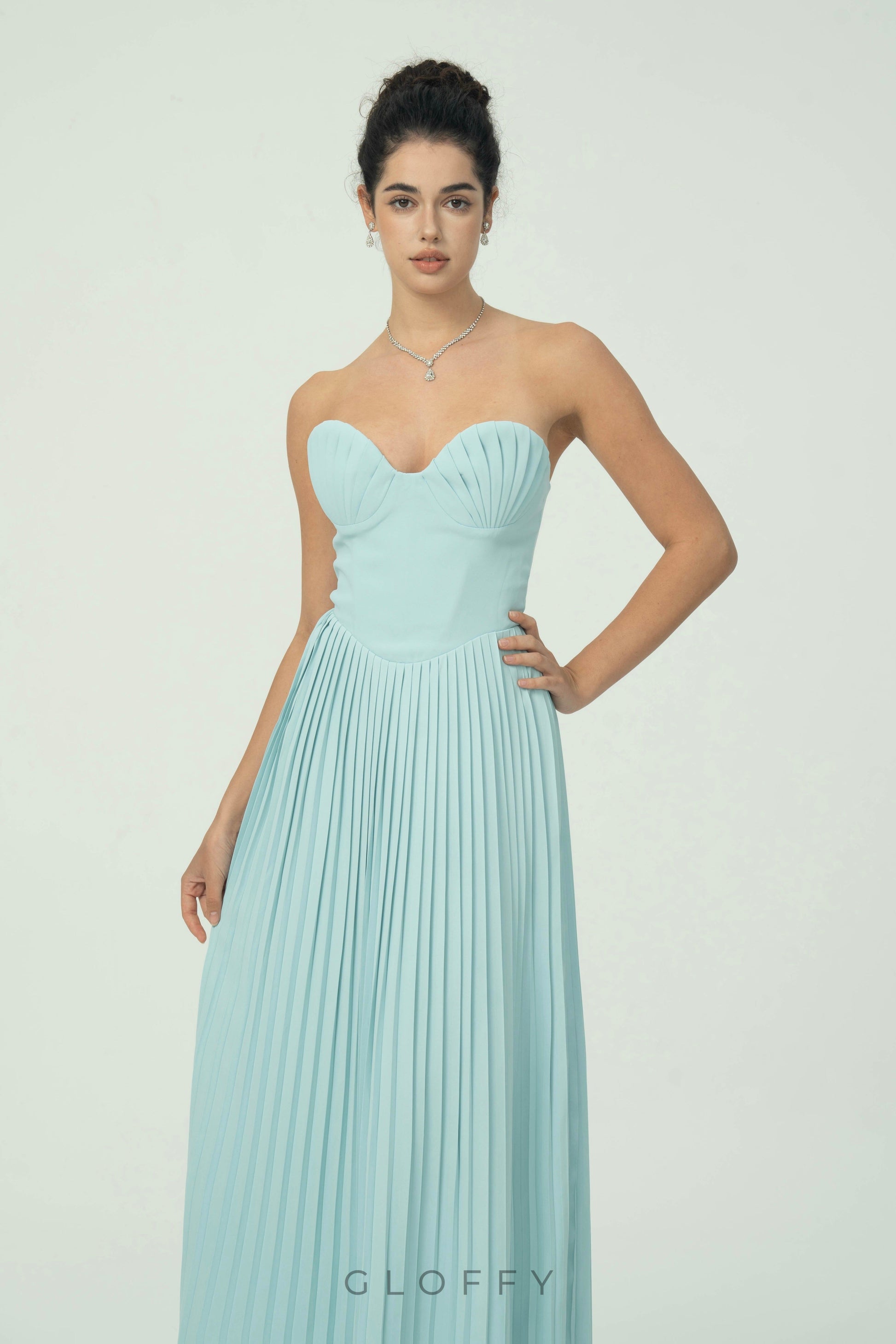 Élodie Straplez Piliseli Korse Formlu Maxi Elbise