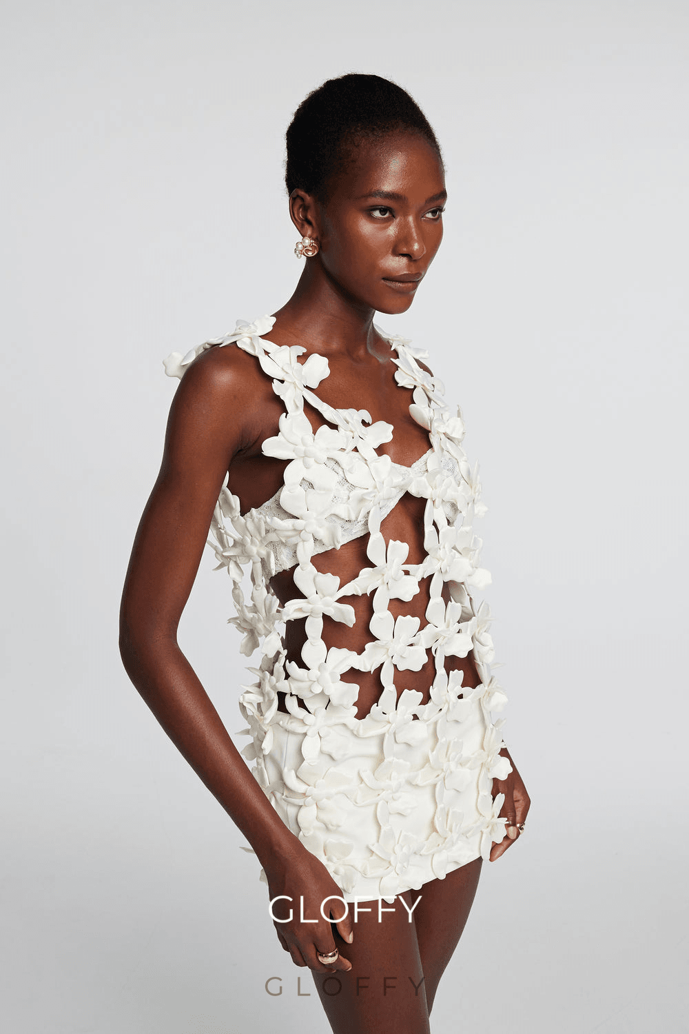 Kira Çiçek Desenli Boşluklu Kolsuz Mini Elbise