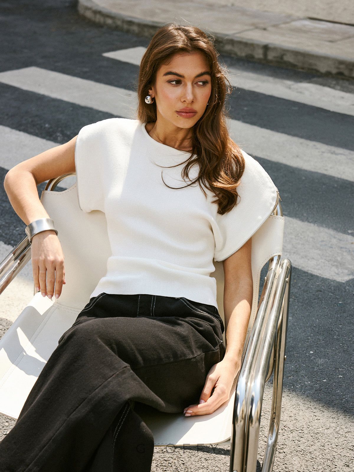 Kısa Kol Fermuarlı Triko Bluz – Ekru