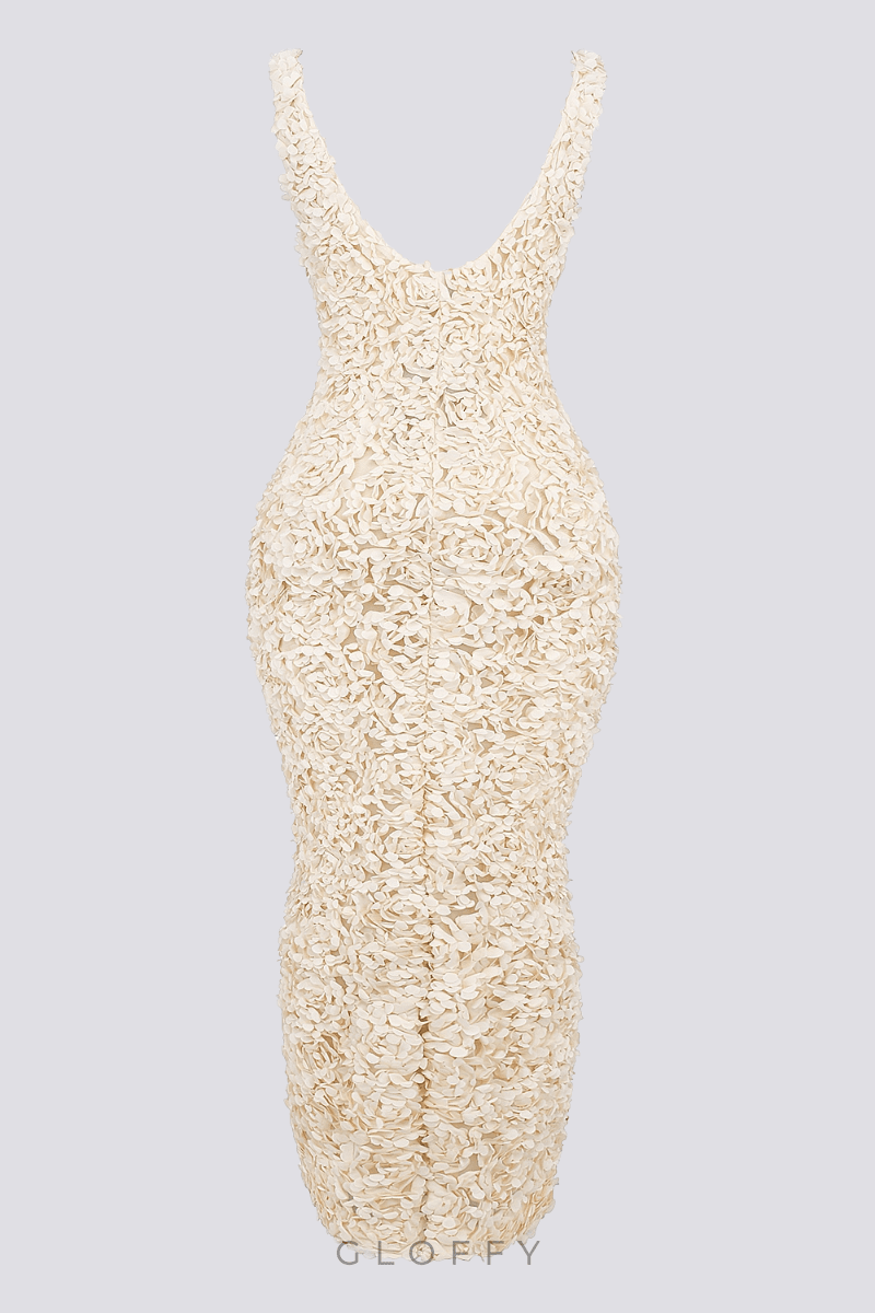 Cyprine Derin Yaka Sırtı Açık Uzun Elbise