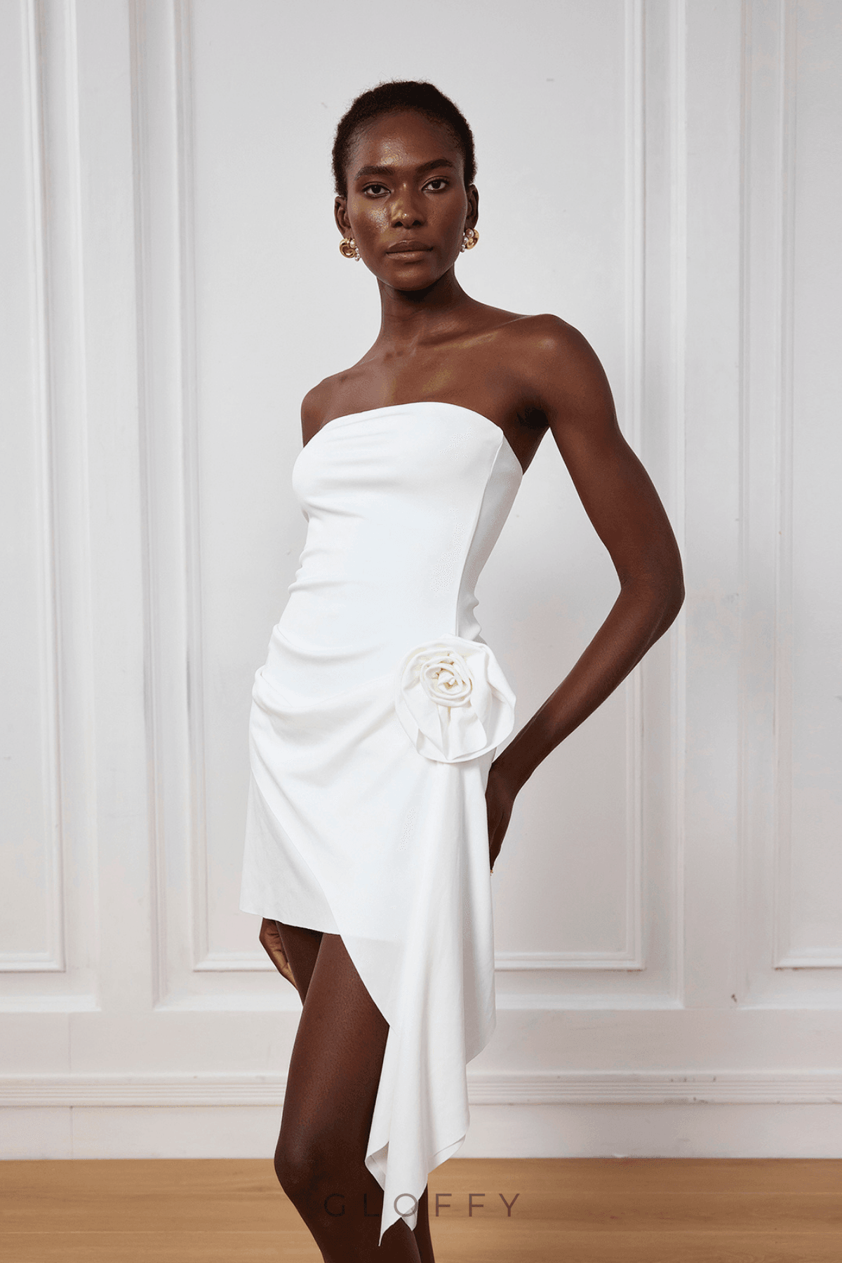 Emmeline Bodycon Off-Shoulder Çiçek Desenli Mini Elbise