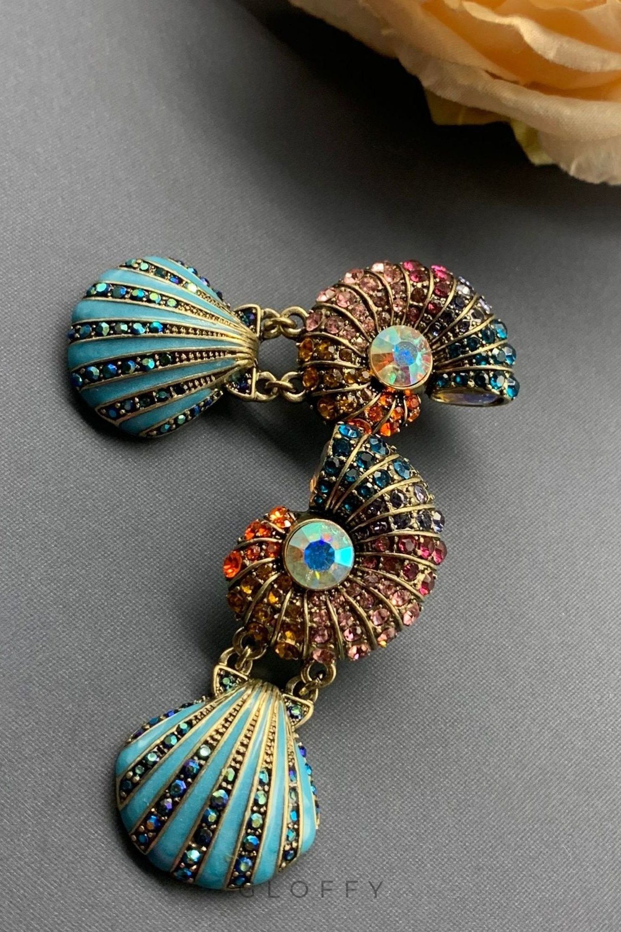 Amalia Flicker Kabuk Küpeleri