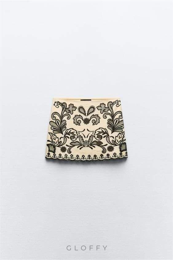 Cornelia İşlemeli Çiçekli Etek Takımı