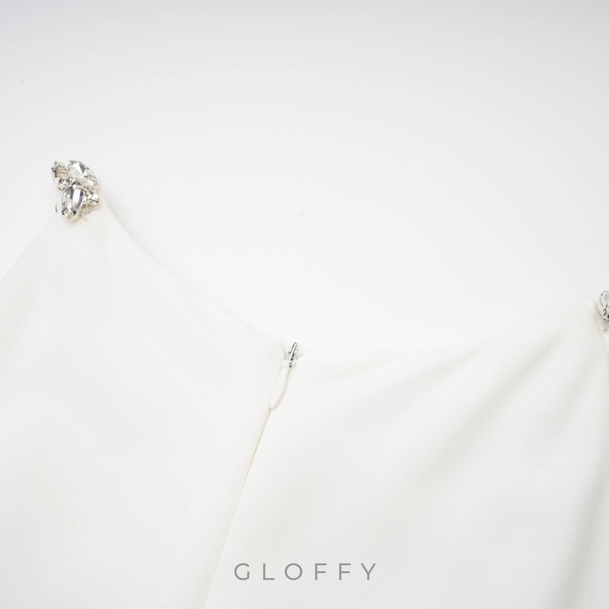 Élodie Taş Yaka Detaylı Midi Elbise